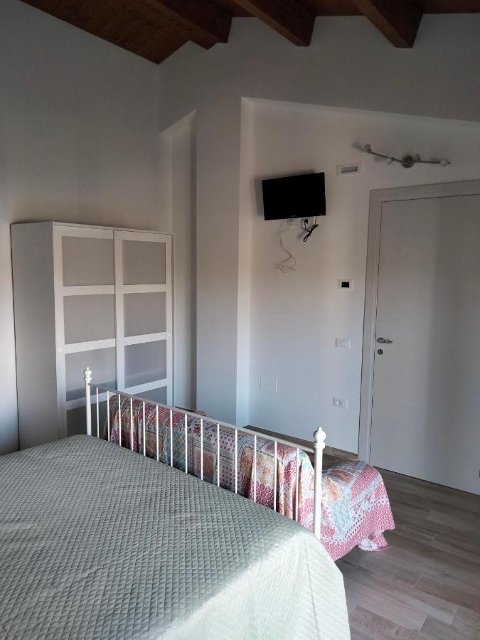 B&B La Casa Di Giuliana Cermignano ภายนอก รูปภาพ