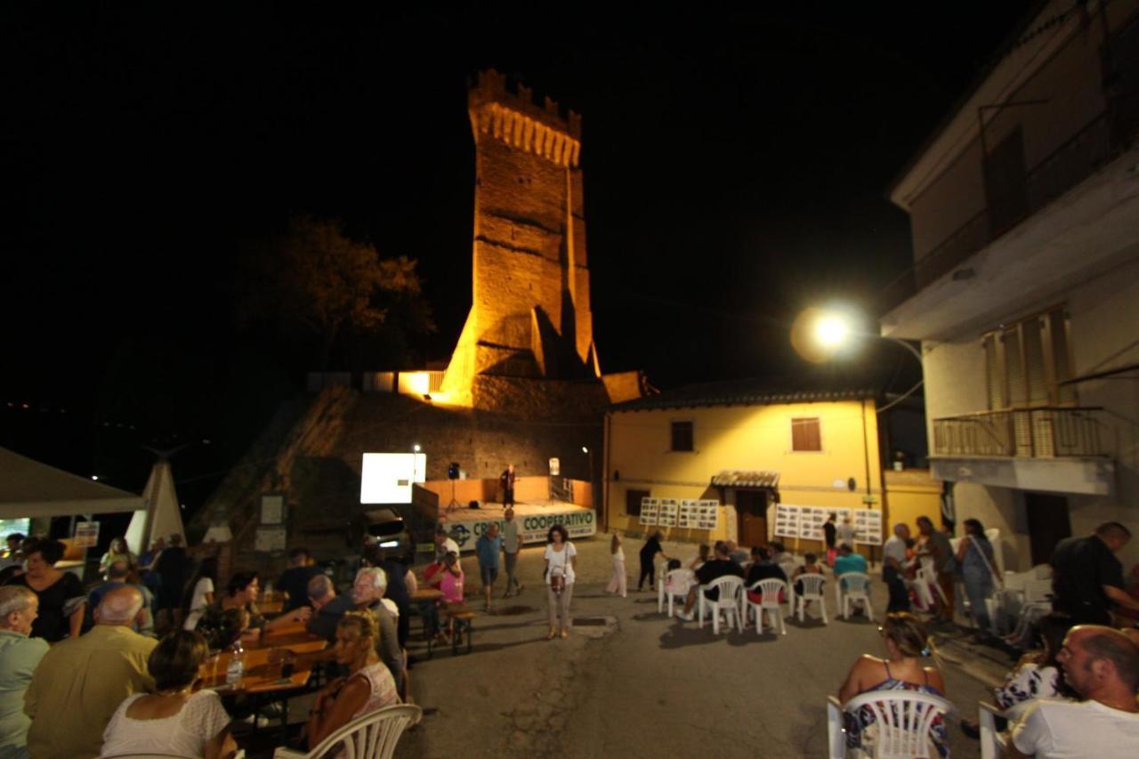 B&B La Casa Di Giuliana Cermignano ภายนอก รูปภาพ