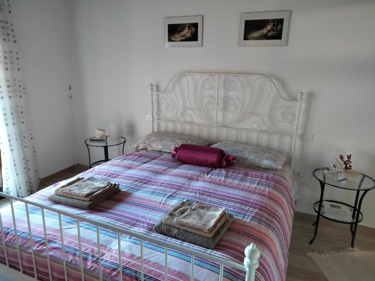 B&B La Casa Di Giuliana Cermignano ภายนอก รูปภาพ